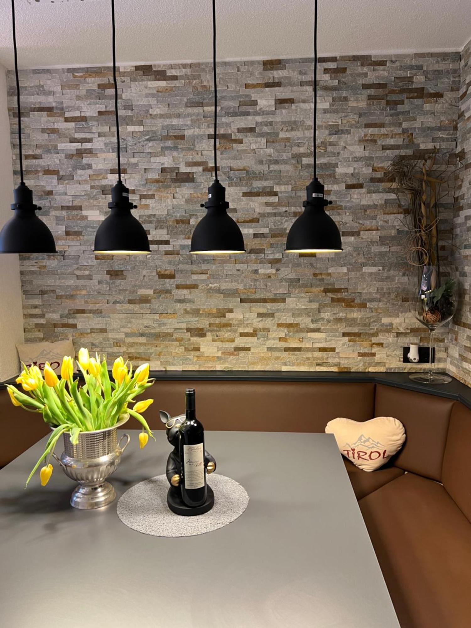 Deluxe Apartement Tirol Landeck Bagian luar foto